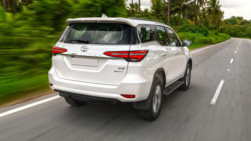 Benefits of Hiring a Taxi for Long Trips